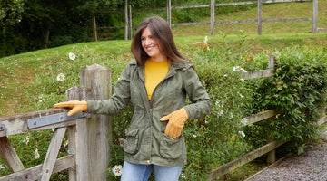 Get Uncompromised Comfort with the Premium Ladies Sheepskin Gloves